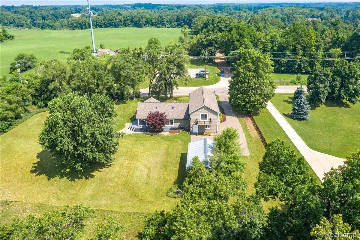 515 Clyde Road Highland, MI 48357 - Photo 39 of 47 515 Clyde Road