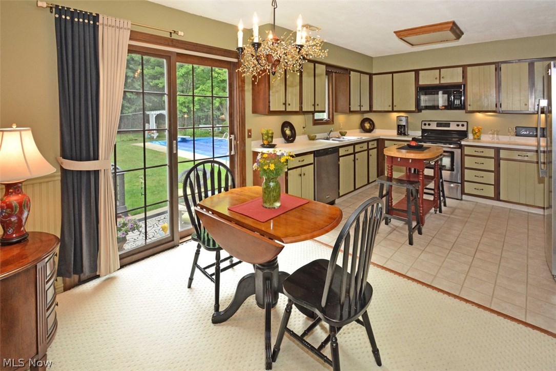 5302 Case Road North Ridgeville, OH 44039 - Photo 12 of 35 Gallery Image 12