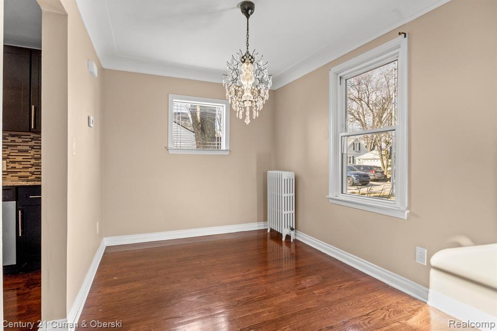 20634 Ridgemont Road Harper Woods, MI 48225 - Photo 11 of 38