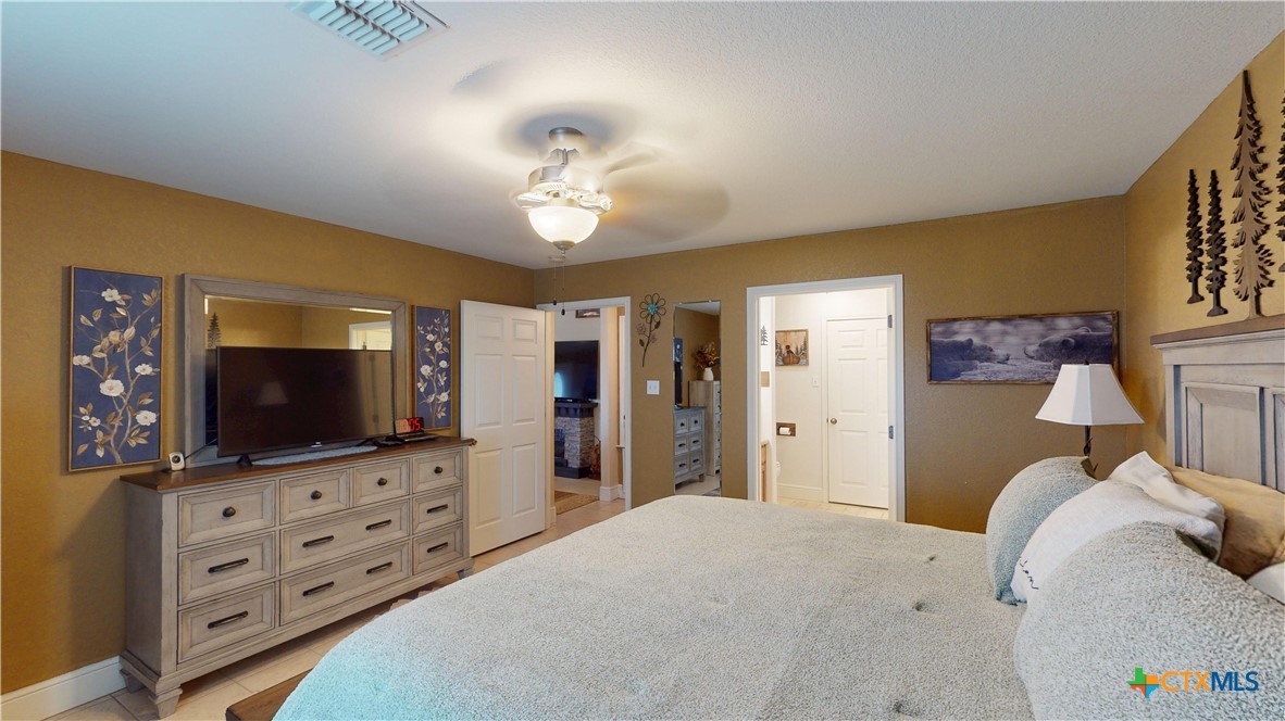 164 Russell Road Victoria, TX 77904 - Photo 25 of 48