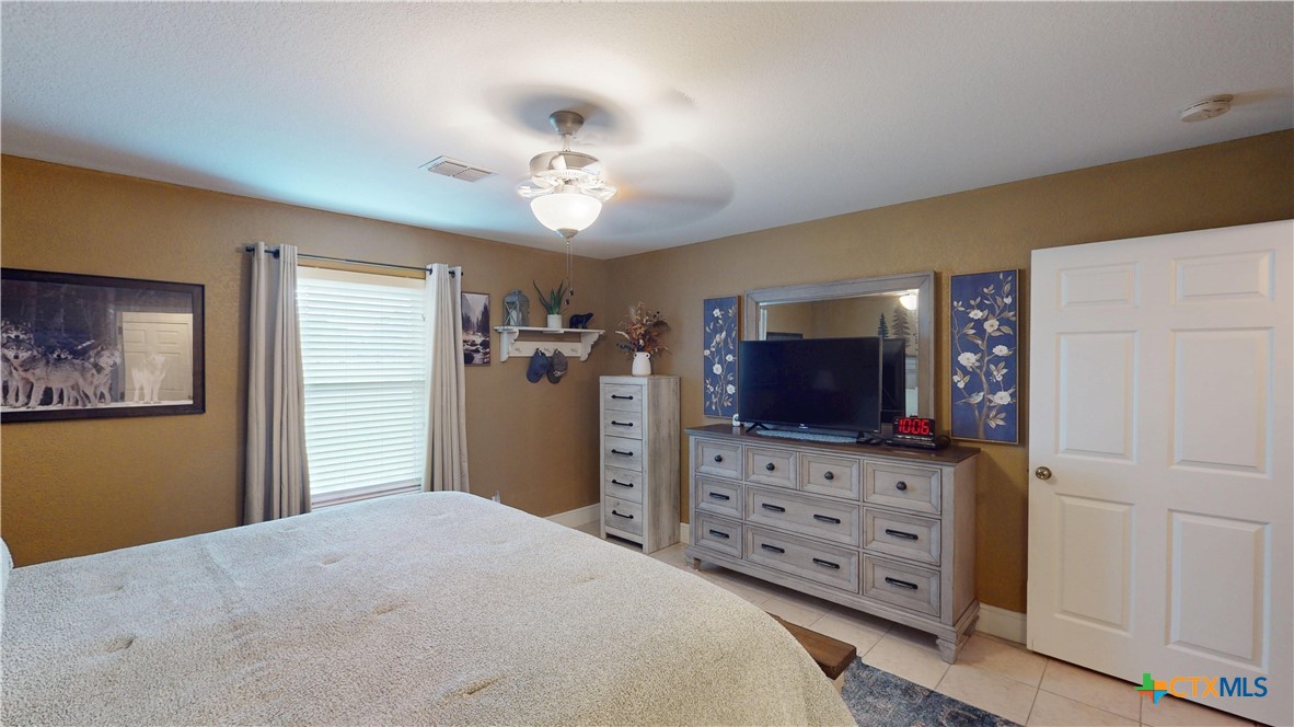 164 Russell Road Victoria, TX 77904 - Photo 27 of 48