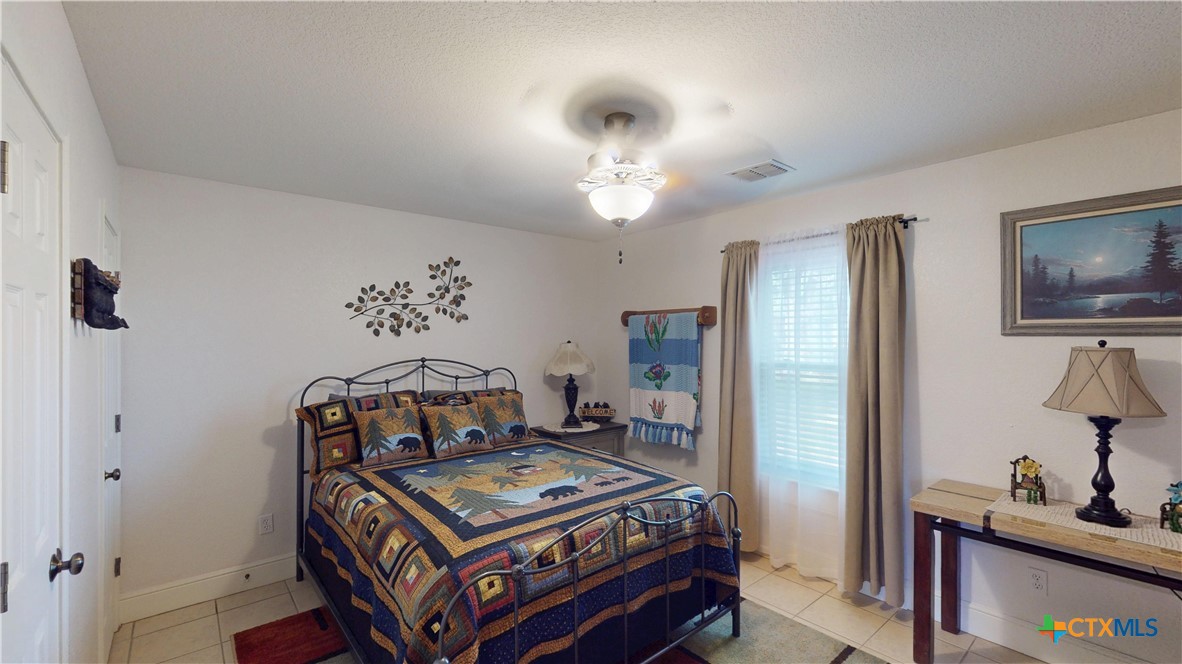 164 Russell Road Victoria, TX 77904 - Photo 30 of 48