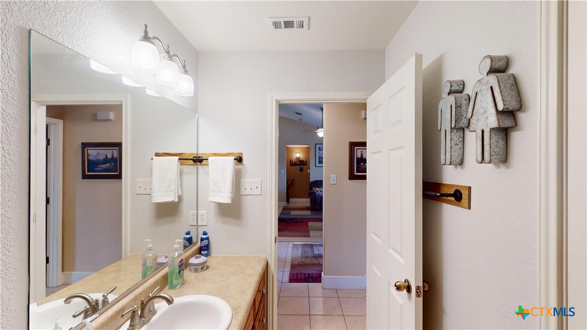 164 Russell Road Victoria, TX 77904 - Photo 34 of 48