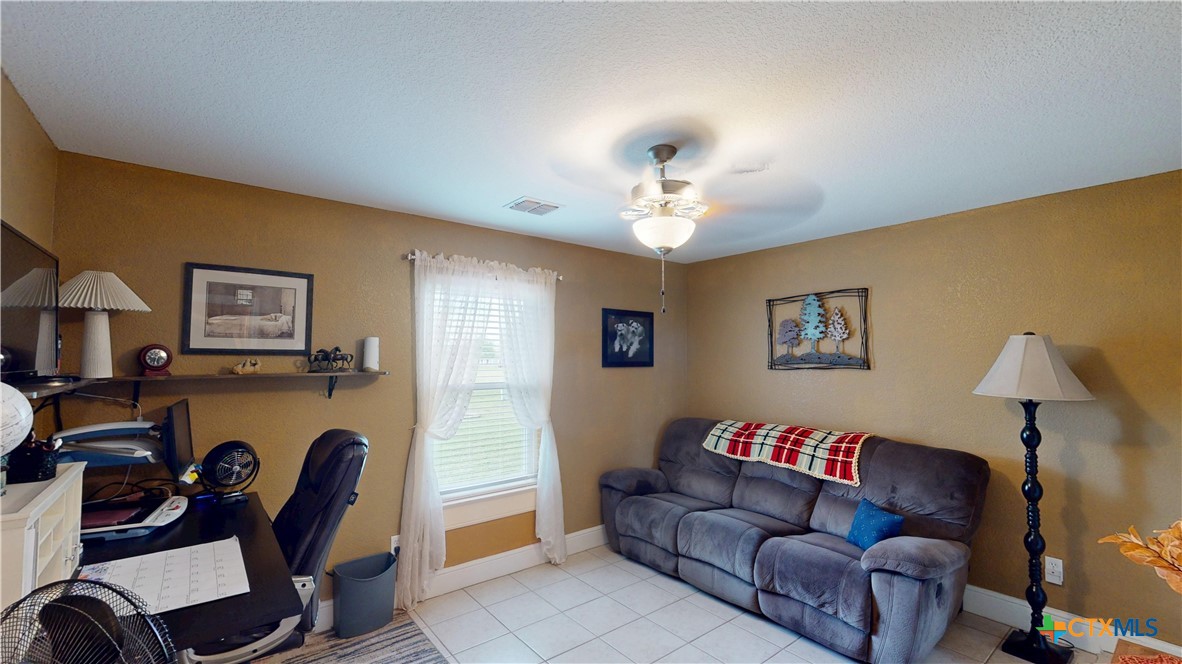 164 Russell Road Victoria, TX 77904 - Photo 35 of 48