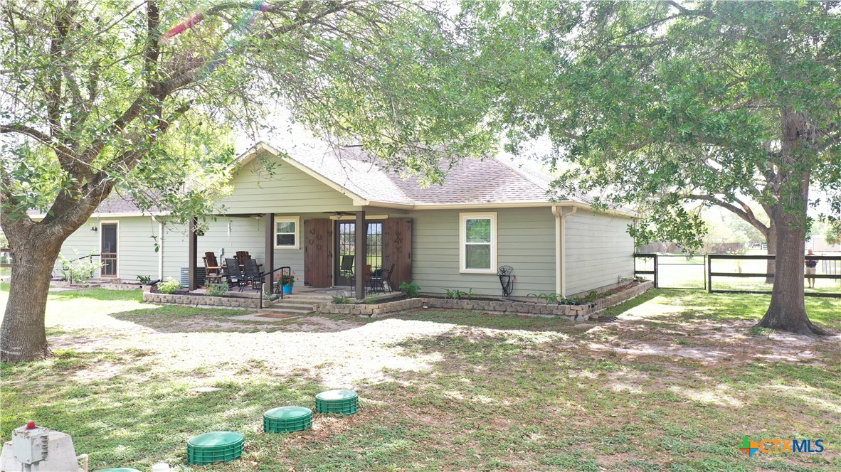 164 Russell Road Victoria, TX 77904 - Photo 7 of 48