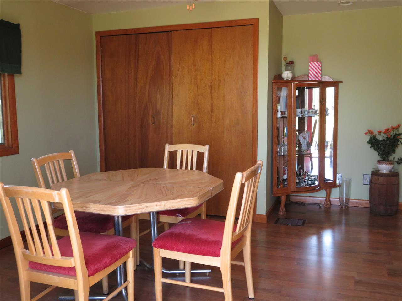 4166 East Haslett Road Perry, MI 48872 - Photo 13 of 26