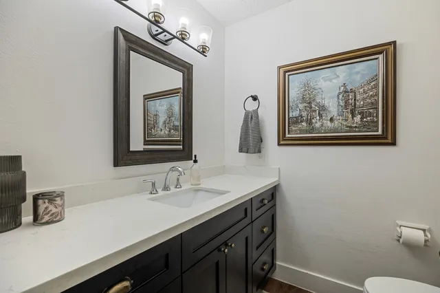 $2,950 | 326 Bayou View Drive, El Lago, TX 77586