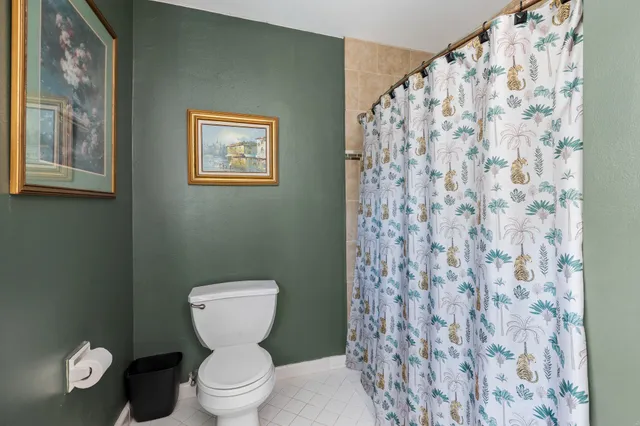 $2,950 | 326 Bayou View Drive, El Lago, TX 77586