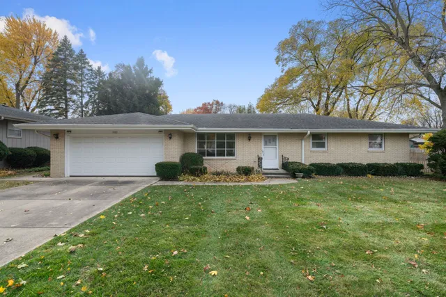 $235,000 | 1032 Pine Valley Drive, Rockford, IL 61107