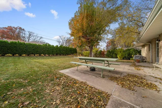 $235,000 | 1032 Pine Valley Drive, Rockford, IL 61107