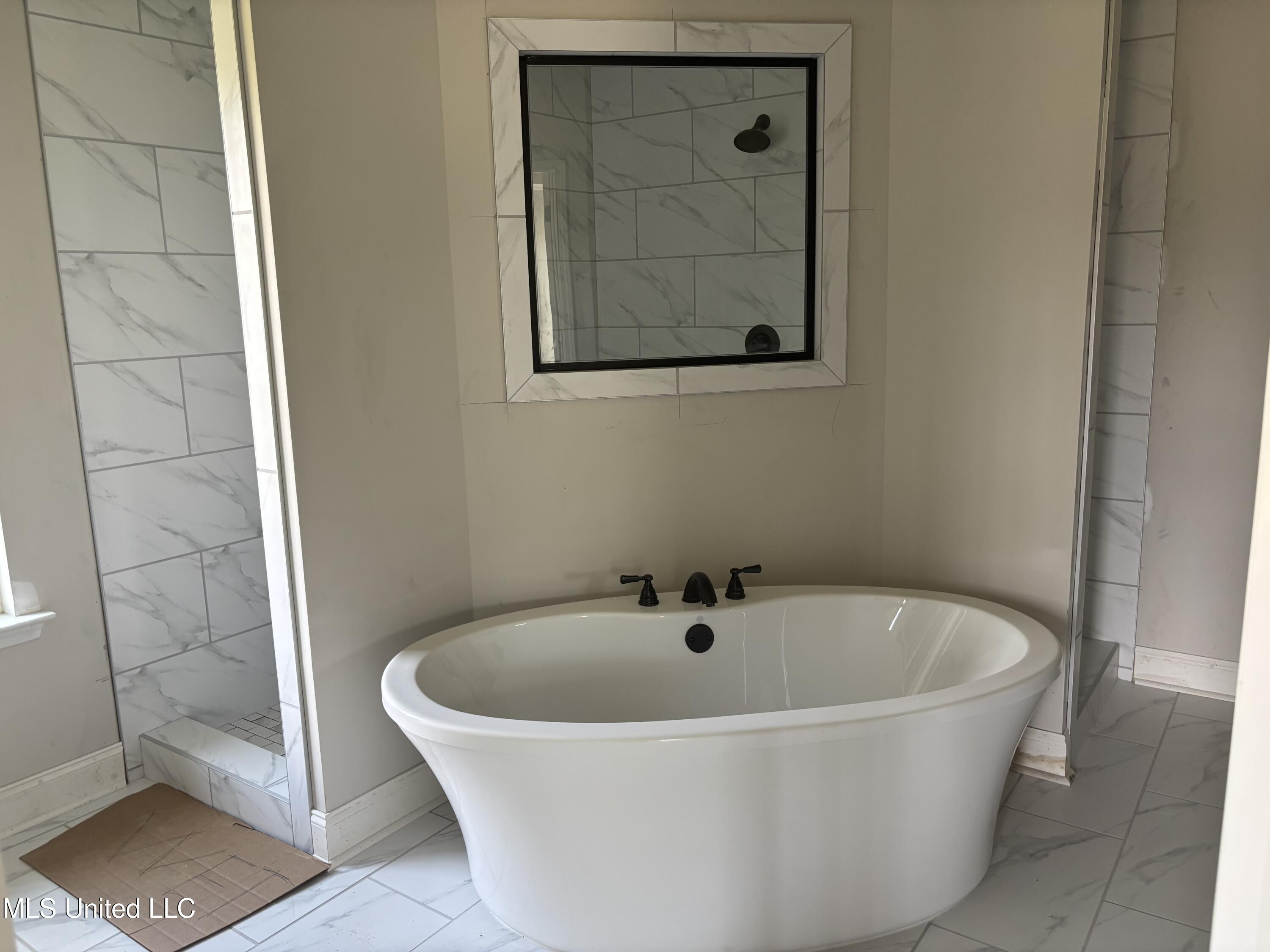 966 Buttermilk Drive Nesbit, MS 38651 - Photo 9 of 18 IMG_2718