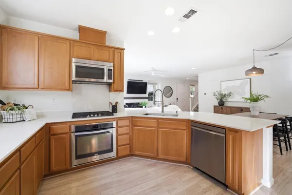 $915,000 | 115 Lusitano Way, Gilroy, CA 95020