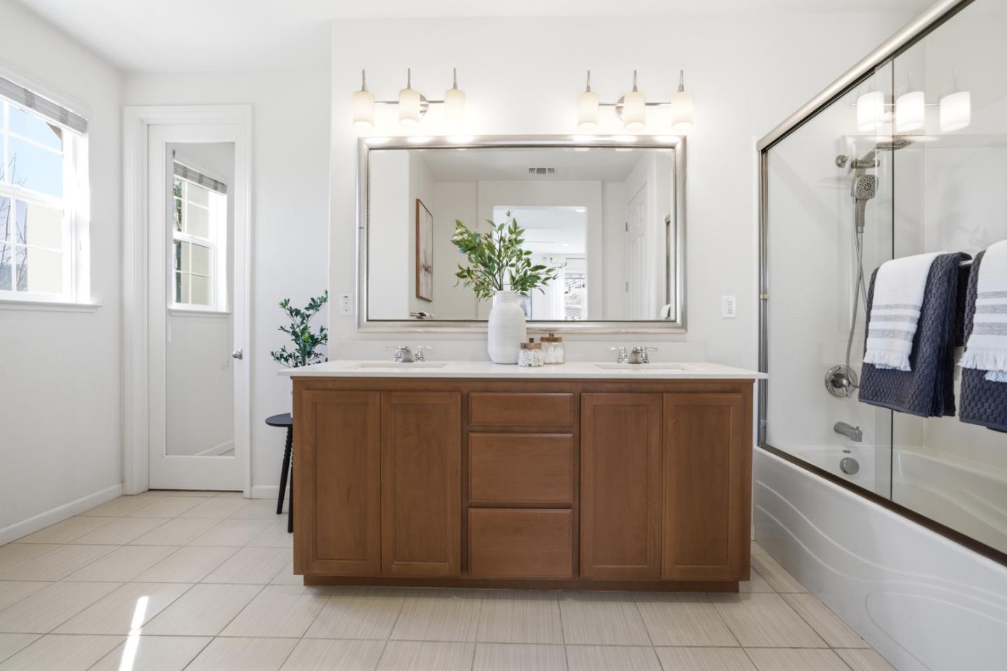 115 Lusitano Way Gilroy, CA 95020 - Photo 29 of 37