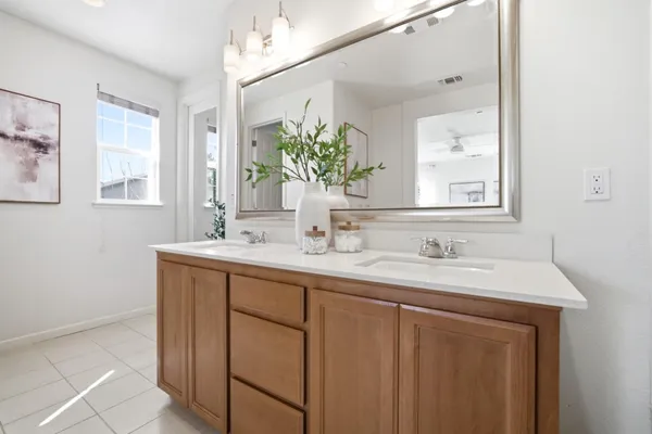 $915,000 | 115 Lusitano Way, Gilroy, CA 95020