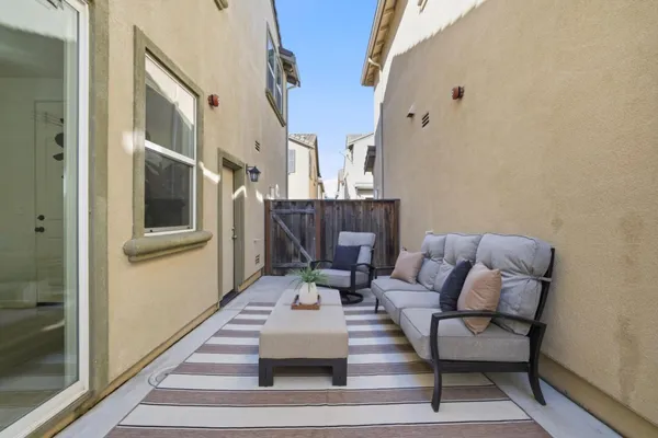 $915,000 | 115 Lusitano Way, Gilroy, CA 95020