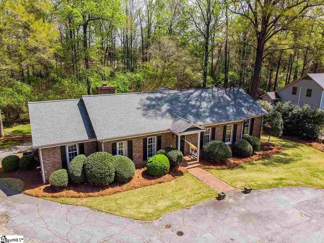 911 Calvert Avenue Clinton, SC 29325 - Photo 1 of 36 Gallery Image 1