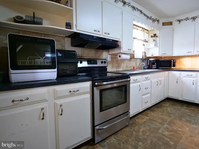 $414,900 | 120 Harrison Street, Emmaus, PA 18049