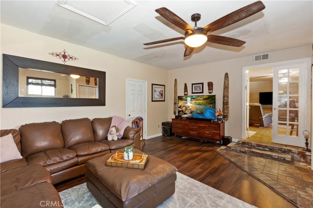 8829 California Riverside, CA 92503 - Photo 20 of 28 Gallery Image 20