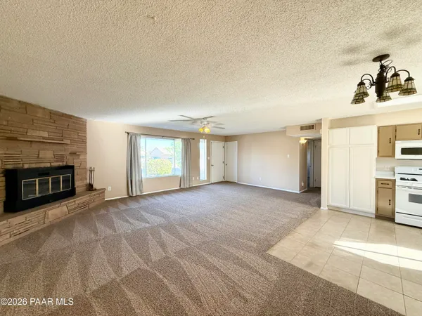 $1,995 | 8411 East Sommer Drive, Prescott Valley, AZ 86314