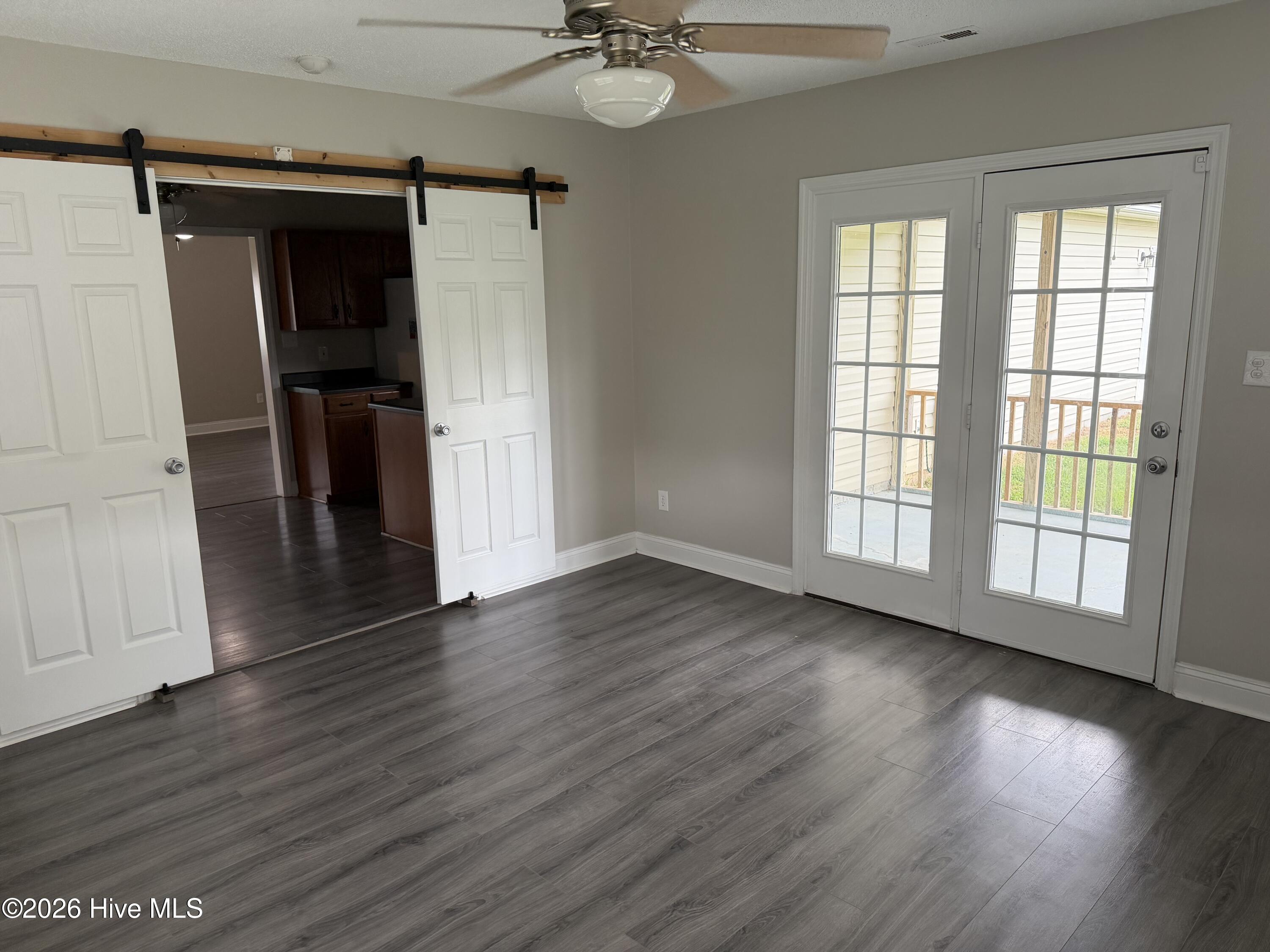 136 Annie Road Richlands, NC 28574 - Photo 15 of 20