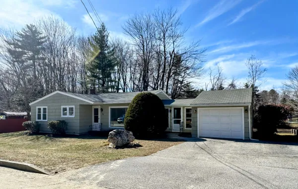 $375,000 | 15 Moore Avenue, Auburn, ME 04210