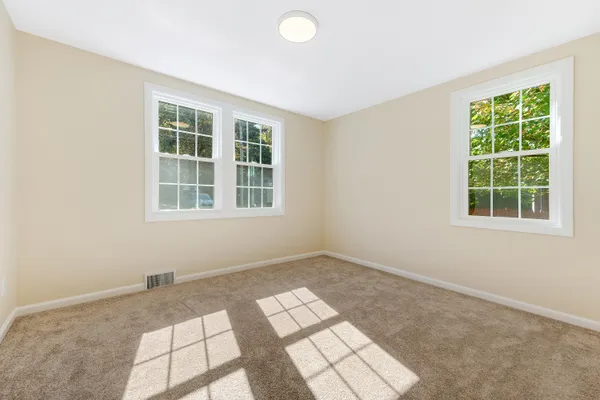 $375,000 | 15 Moore Avenue, Auburn, ME 04210