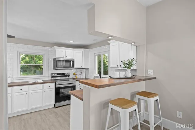 $239,000 | 512 South Herman Street, Lebanon, IL 62254