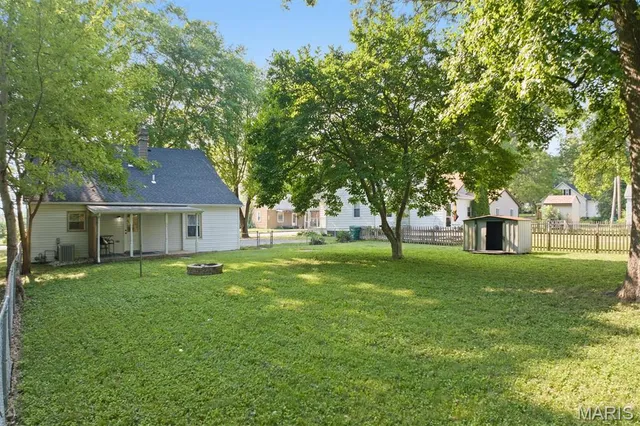 $239,000 | 512 South Herman Street, Lebanon, IL 62254