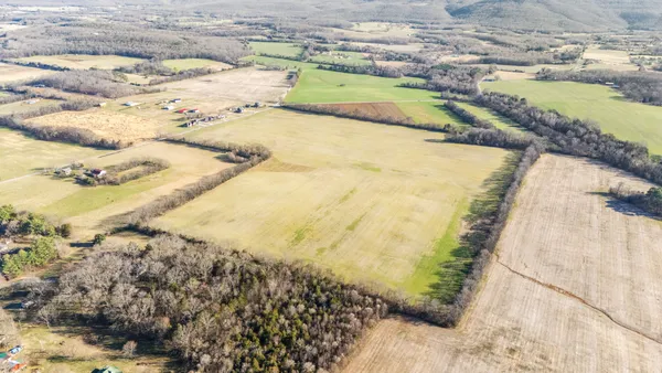 1584 Liberty Road, Winchester, TN 37398