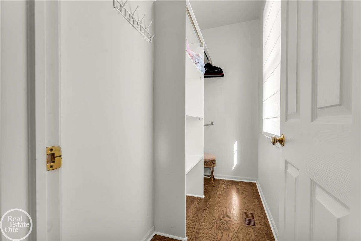 663 North Riverside Avenue St. Clair, MI 48079 - Photo 28 of 70