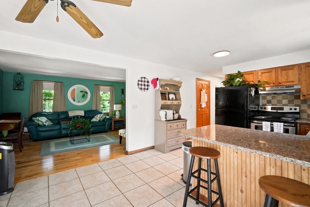 195 Brimfield Road Monson, MA 01057 - Photo 15 of 42