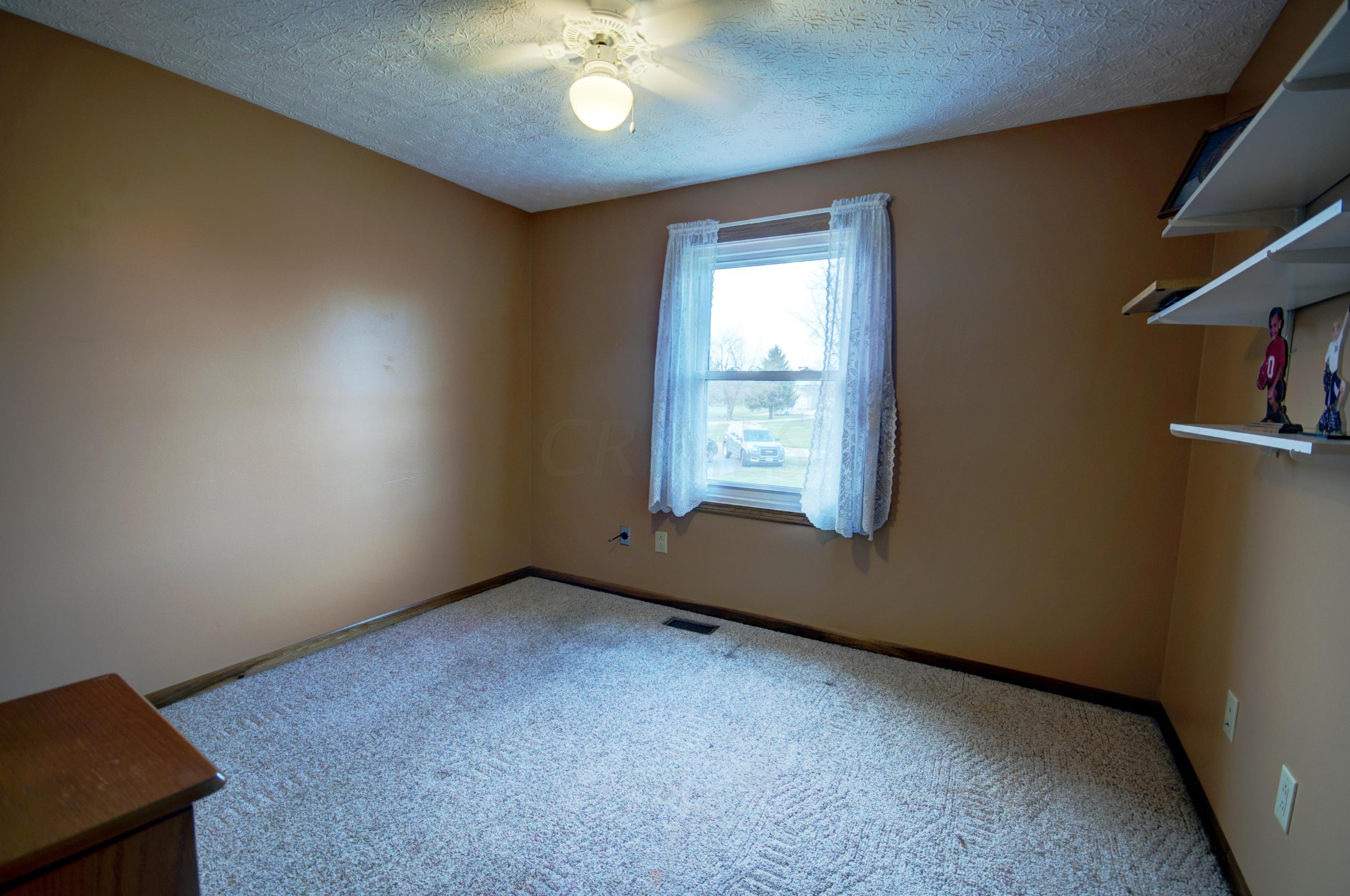 1815 Zuber Road Grove City, OH 43123 - Photo 16 of 21 Gallery Image 16