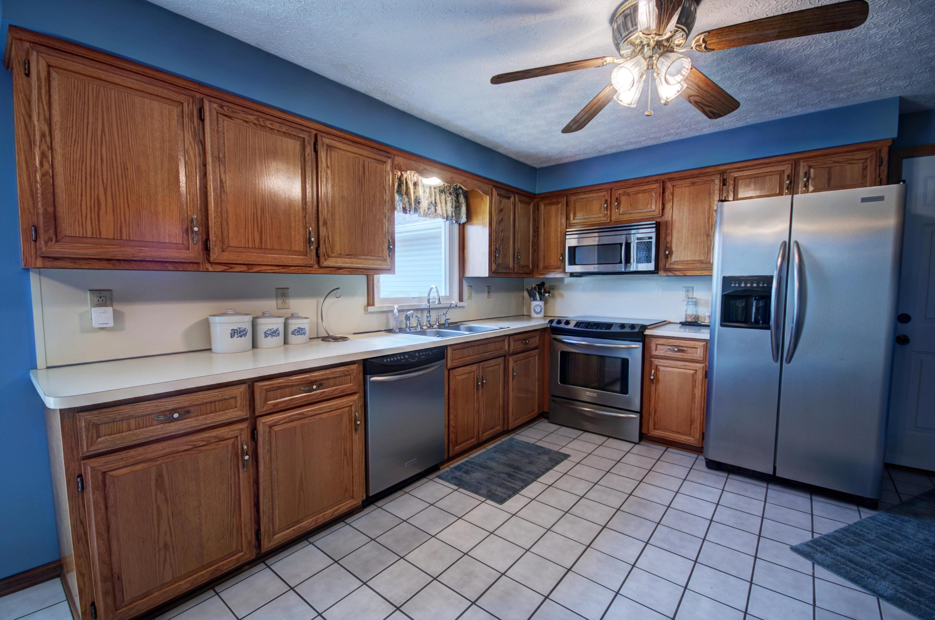 1815 Zuber Road Grove City, OH 43123 - Photo 6 of 21 Gallery Image 6