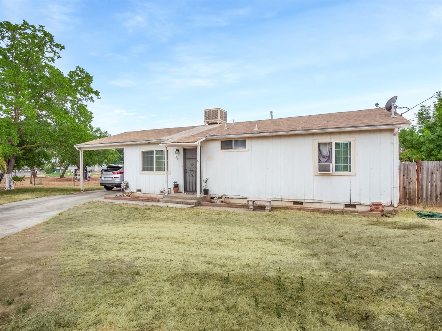 179 Peck Colony Road Reedley, CA 93654 - Photo 2 of 20 Gallery Image 2