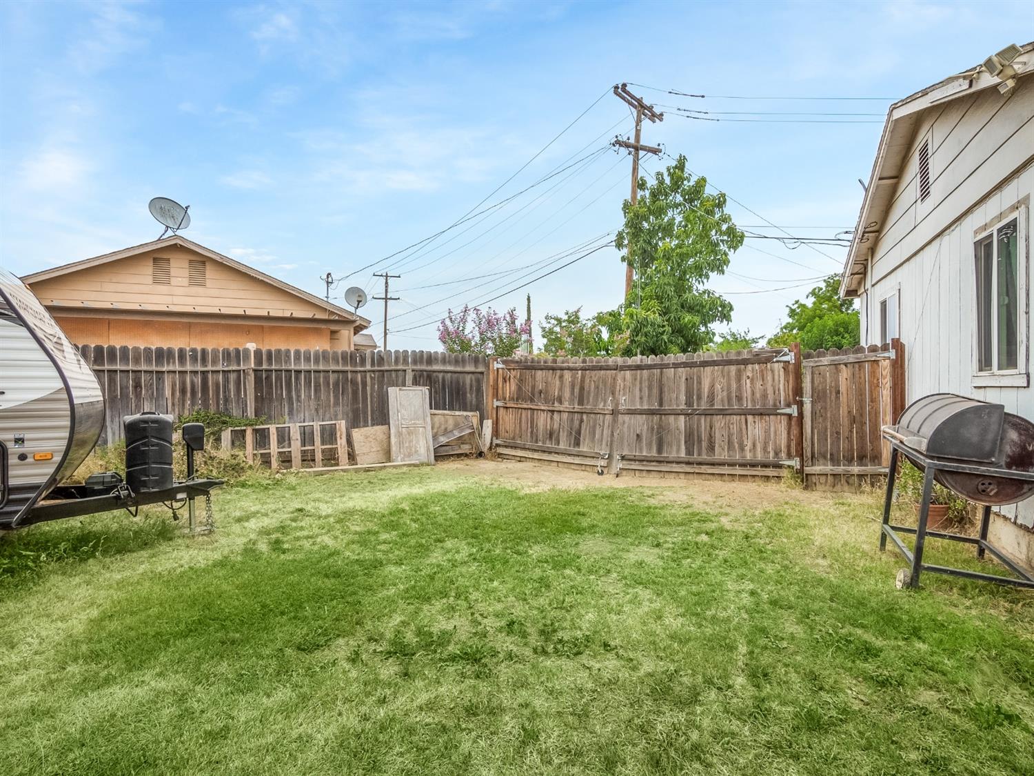 179 Peck Colony Road Reedley, CA 93654 - Photo 19 of 20 Gallery Image 19