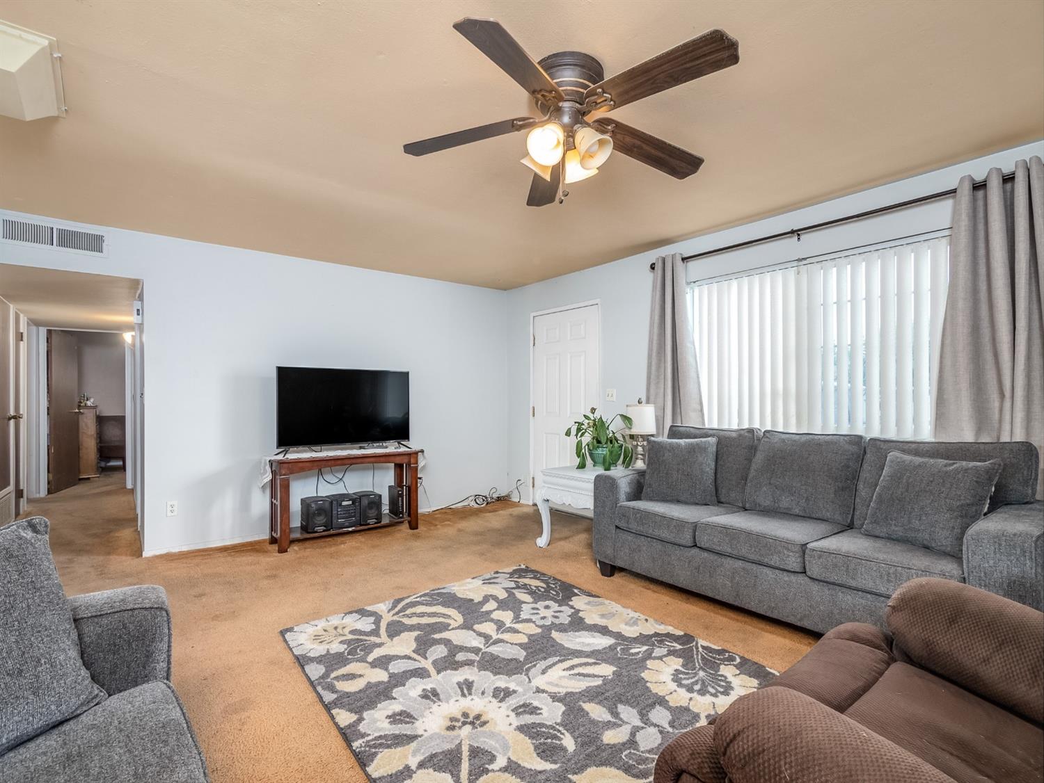 179 Peck Colony Road Reedley, CA 93654 - Photo 5 of 20 Gallery Image 5