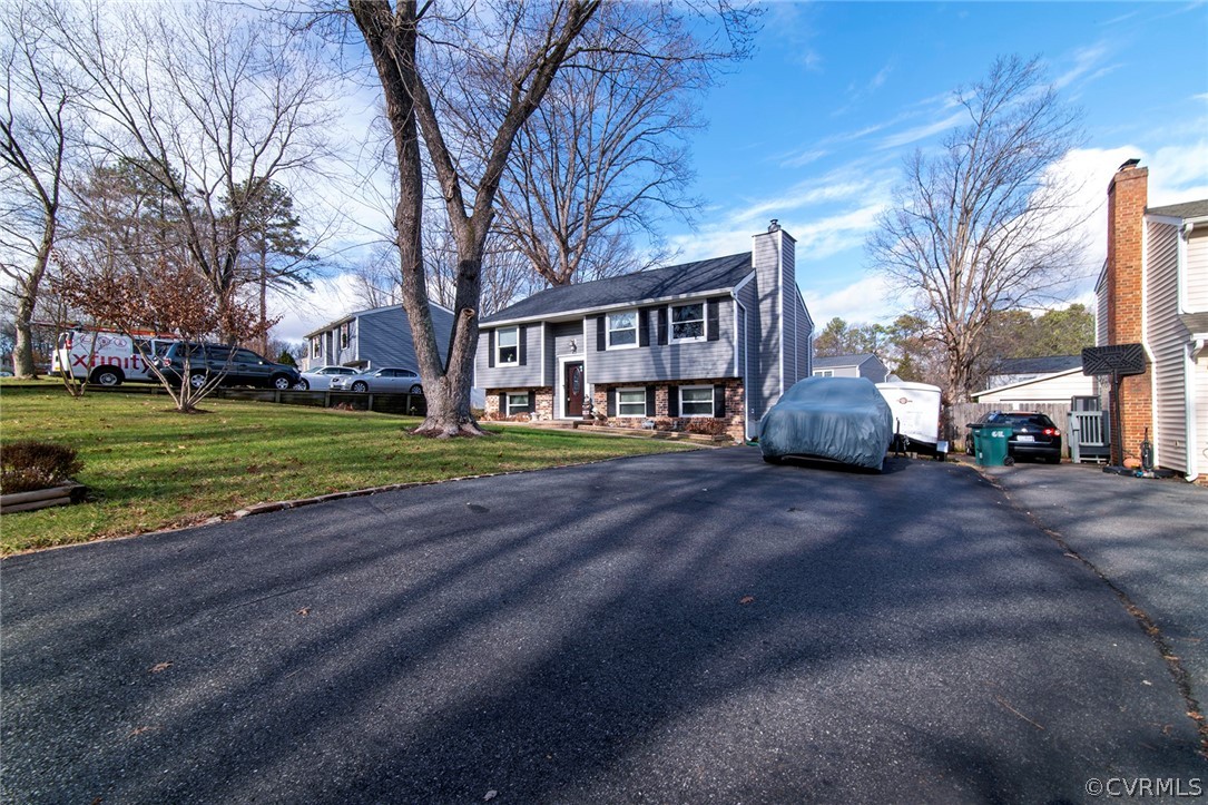 9302 Classic Road Glen Allen, VA 23060 - Photo 3 of 32 Gallery Image 3
