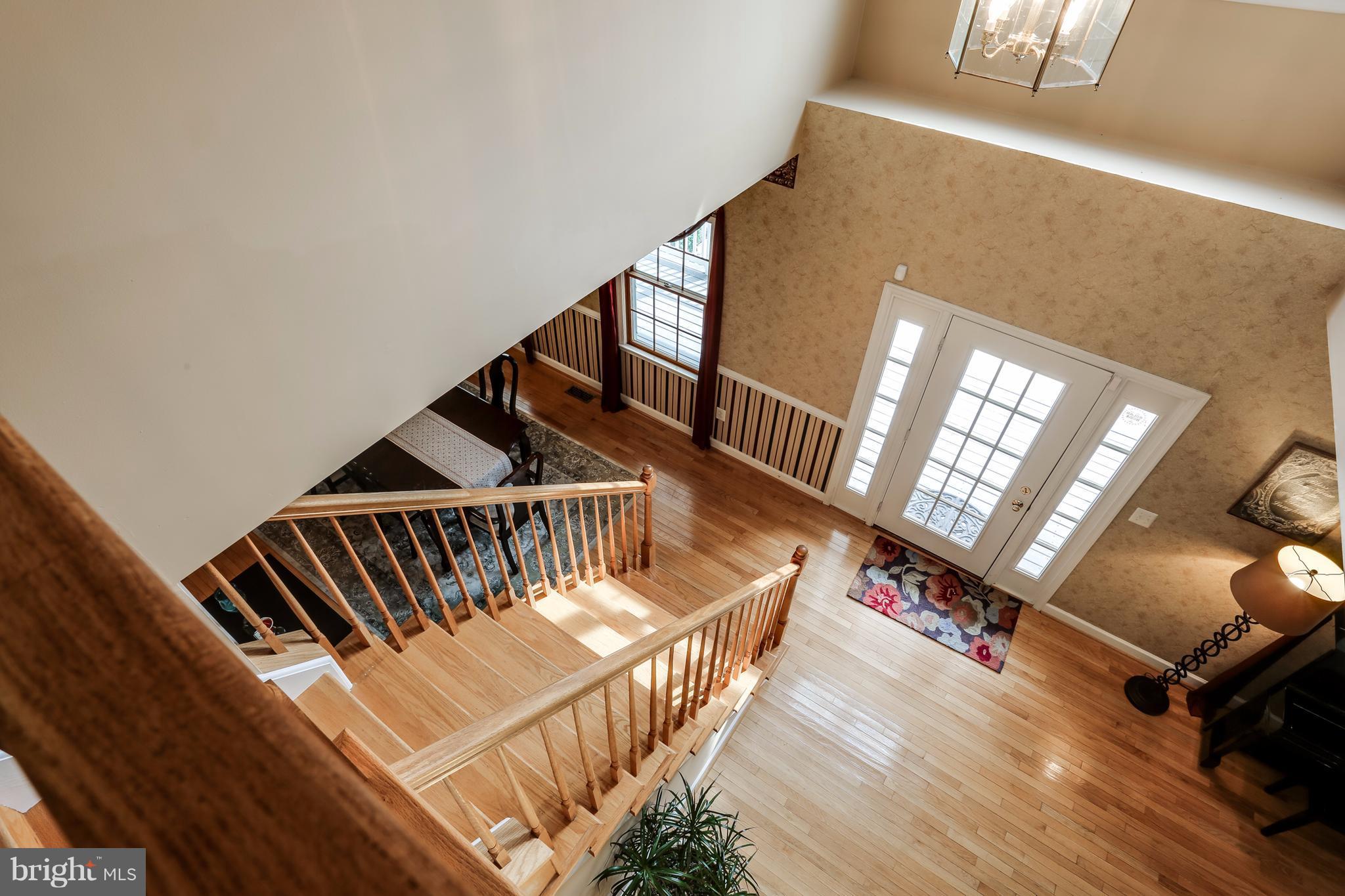 11946 Frederick Road Ellicott City, MD 21042 - Photo 4 of 30 2 story foyer & 9Ft. ceiling