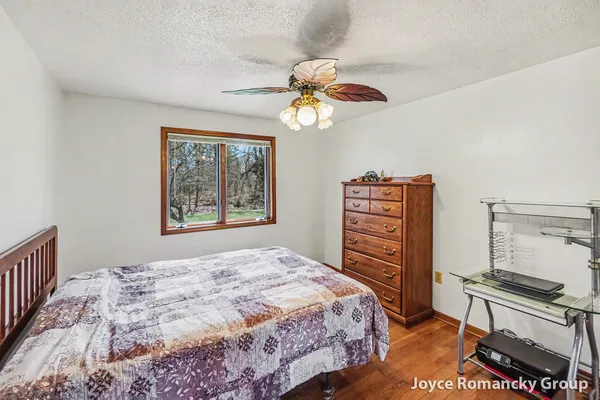 $600,000 | 11235 West Broomfield Road, Remus, MI 49340