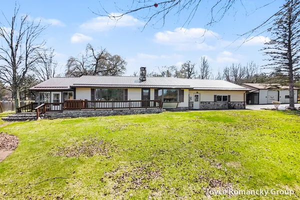 $600,000 | 11235 West Broomfield Road, Remus, MI 49340