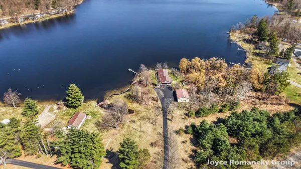 $600,000 | 11235 West Broomfield Road, Remus, MI 49340