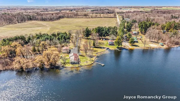 $600,000 | 11235 West Broomfield Road, Remus, MI 49340