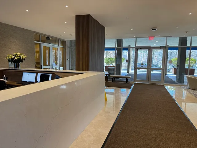 $2,650 | 33 Pond Avenue, Unit 1010, Brookline, MA 02445