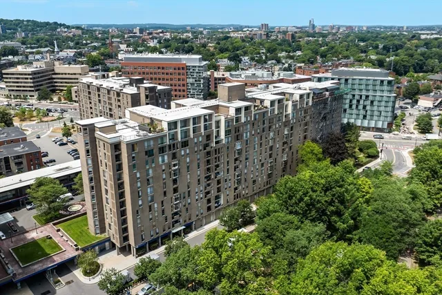 $2,650 | 33 Pond Avenue, Unit 1010, Brookline, MA 02445