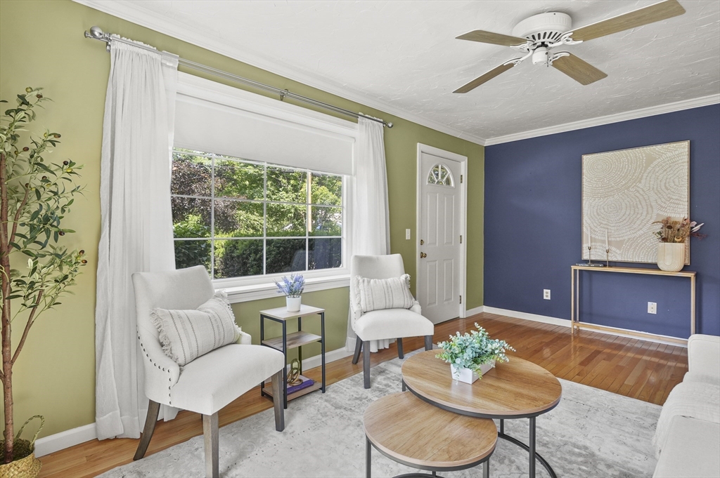 11 Robin Road Westborough, MA 01581 - Photo 6 of 27 Gallery Image 6