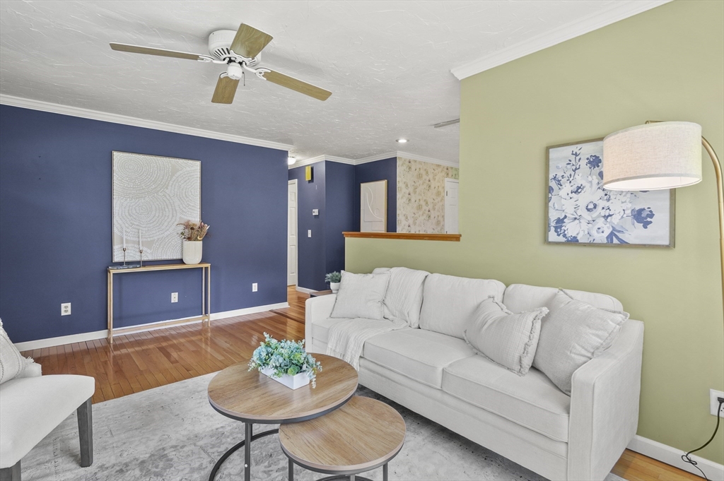 11 Robin Road Westborough, MA 01581 - Photo 7 of 27 Gallery Image 7