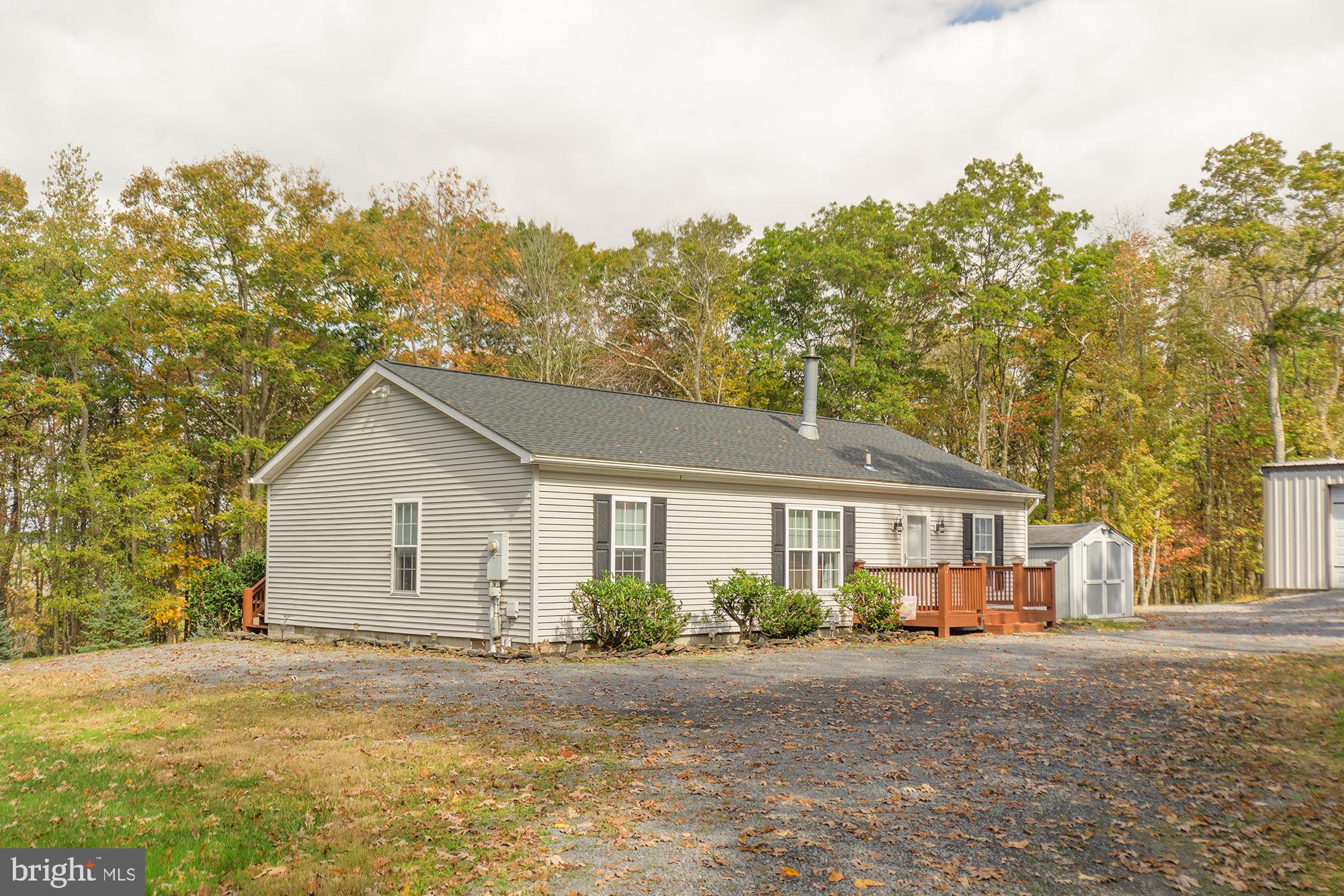 35 Tenderfoot Road Oakland, MD 21550 - Photo 3 of 51 Brand New Roof