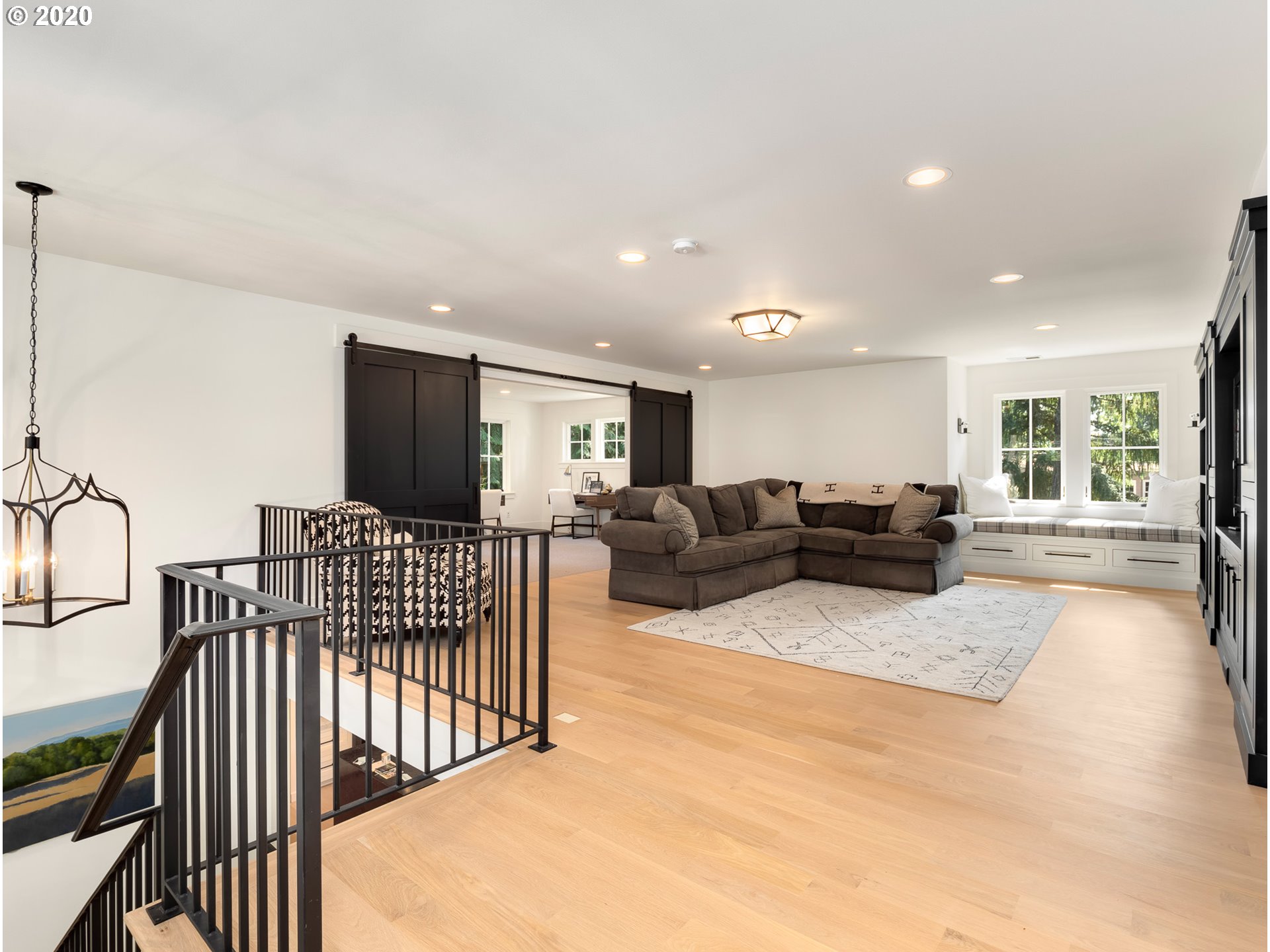 936 Evergreen Road Lake Oswego, OR 97034 - Photo 19 of 32 Gallery Image 19