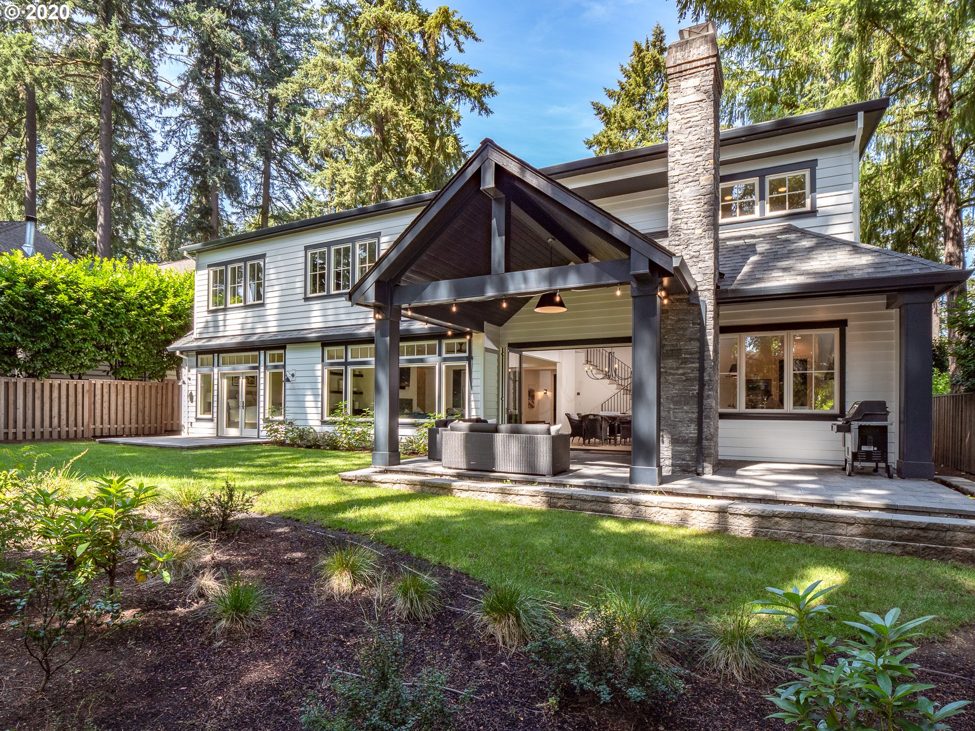 936 Evergreen Road Lake Oswego, OR 97034 - Photo 28 of 32 Gallery Image 28