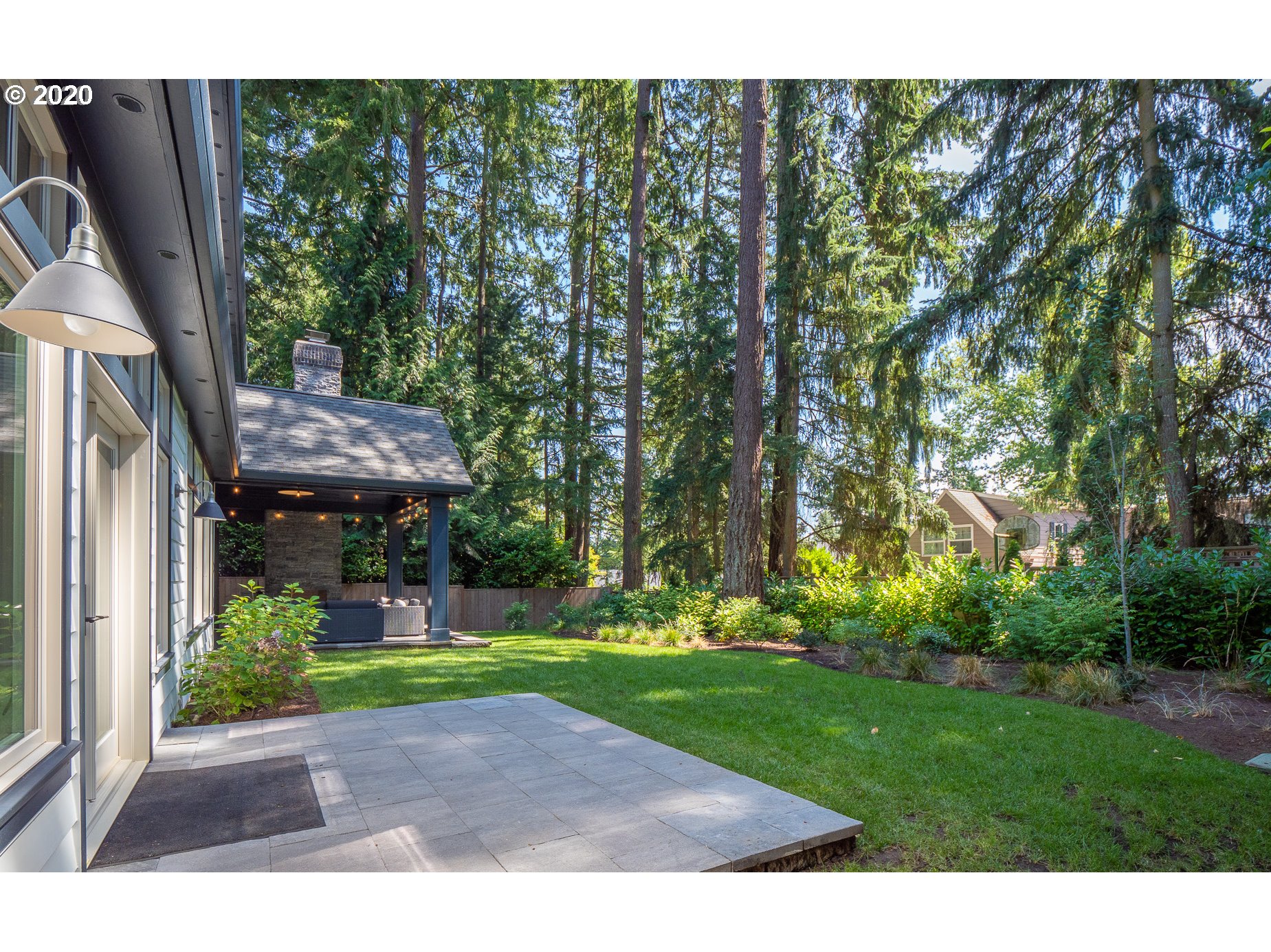 936 Evergreen Road Lake Oswego, OR 97034 - Photo 29 of 32 Gallery Image 29